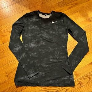 NIKE dri-fit long sleeve
